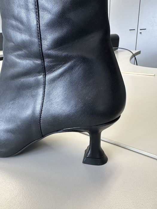 Botins pele preta 39 novos