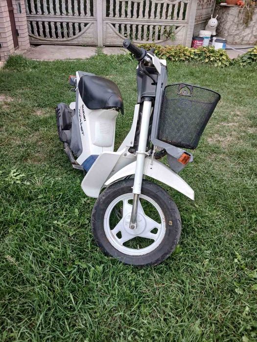 продаж мопед suzuki