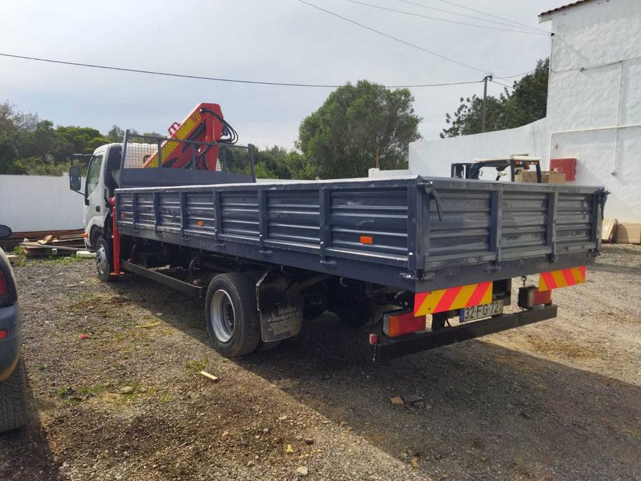 camiao grua toyota basculante