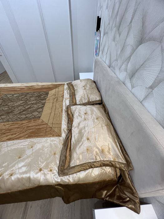 Продам покривало Arya