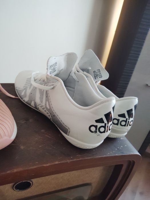 Buty 4 pary  butów super stanie