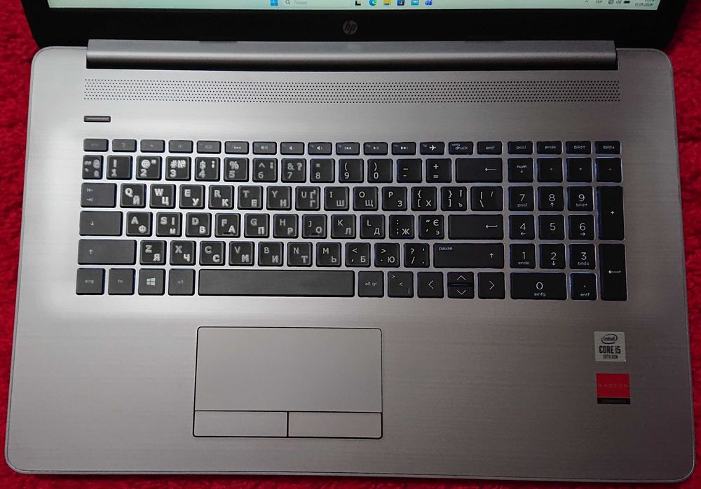 HP /17,3" FHD/i5-10210/SSD 256Gb/HDD 1 Tb/8 Gb DDR4/Radeon 530/батарея 3 час