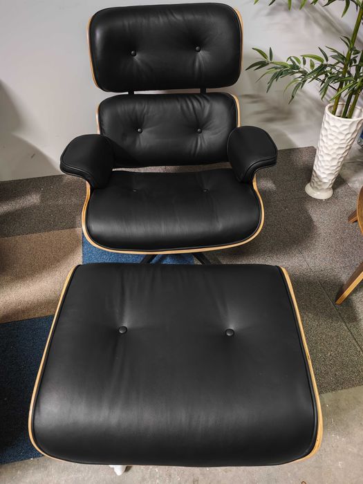 Poltronas Eames Pele Genuína