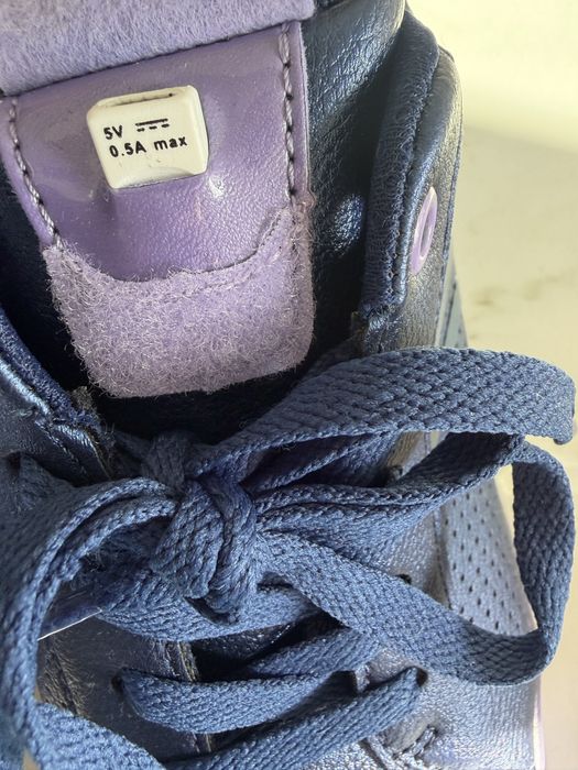 Sapatilha geox nova  com etiqueta tam 36 com carregador