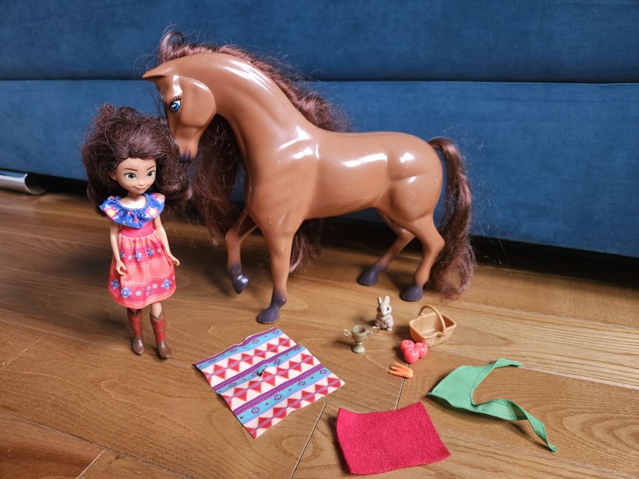 Lucky I Mustang Duch Wolności lalka kon I akcesoria