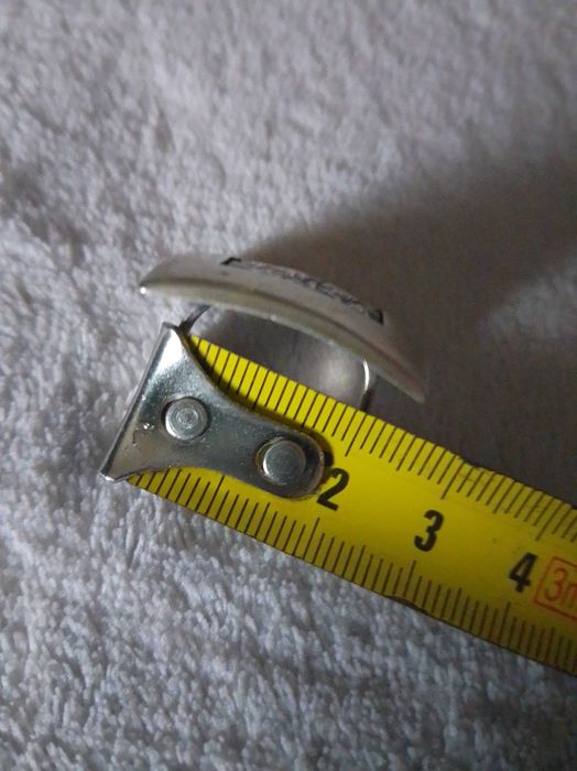 Duży srebrny pierścionek