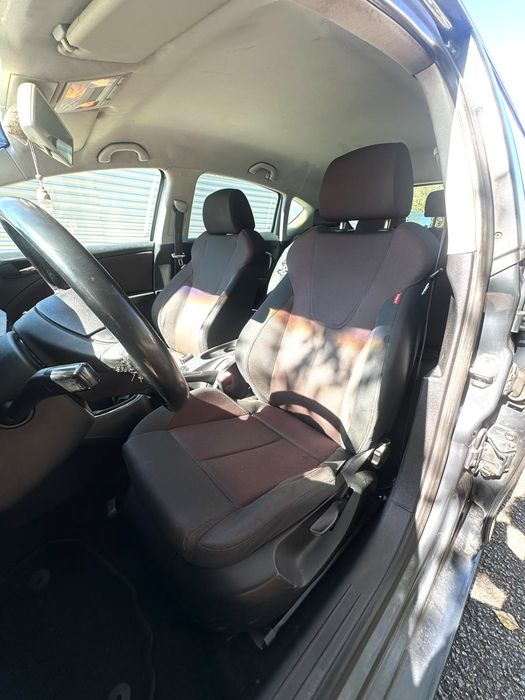 Seat leon 1.6 100cv a gasolina