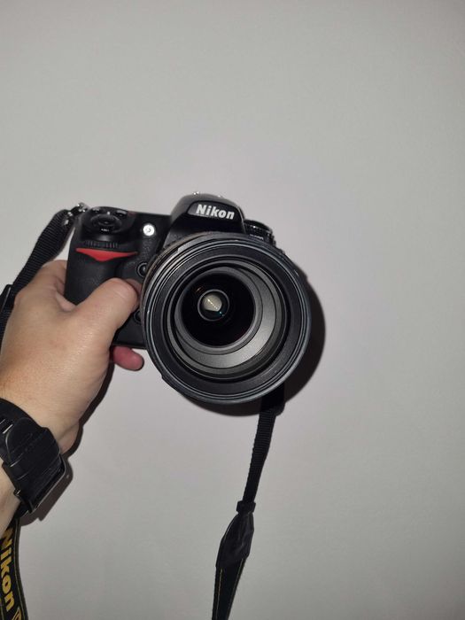 Nikon D300 + objective Tamron 17-50 F/28