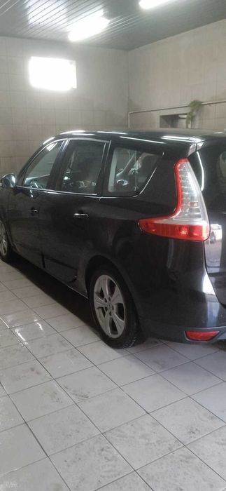 Renault Megane Scenic