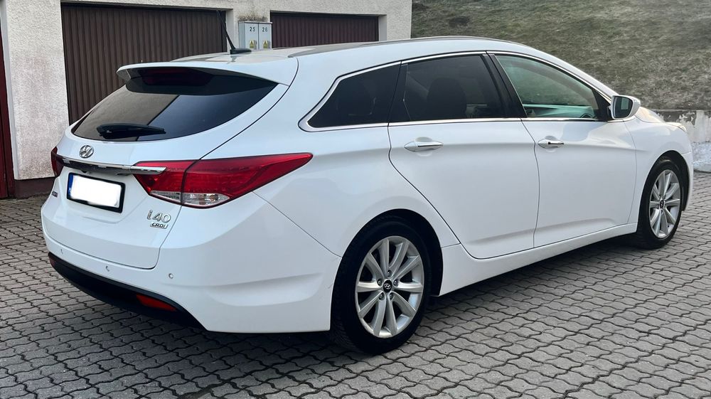 Hyundai i40 1.7 CRDi 2012 | Bogata opcja | Panorama | Led