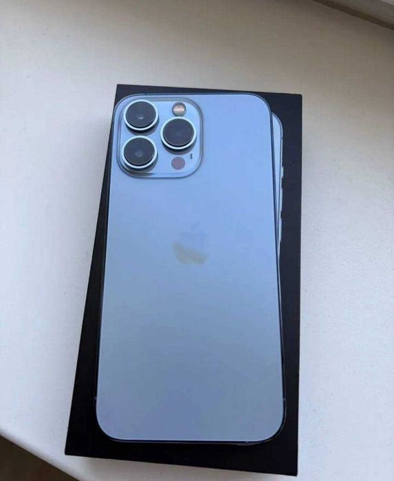 Продам iPhone 13 pro 256