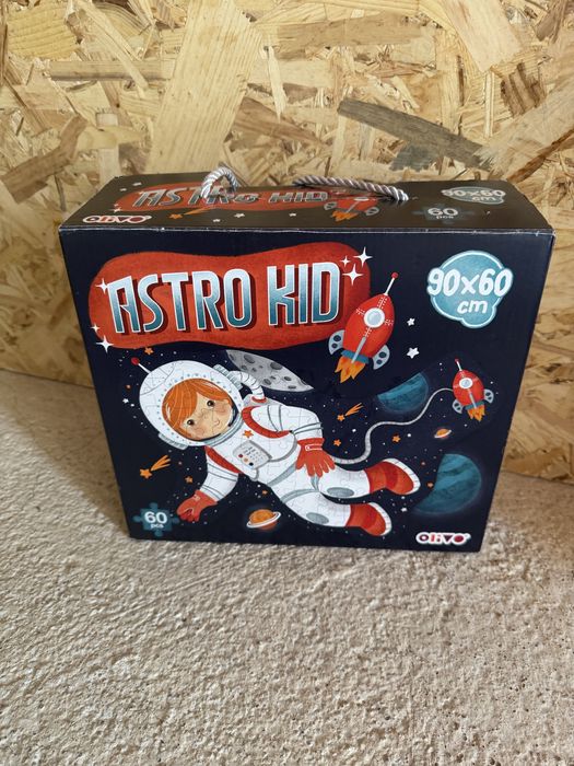 Puzzle "Astro Kid"