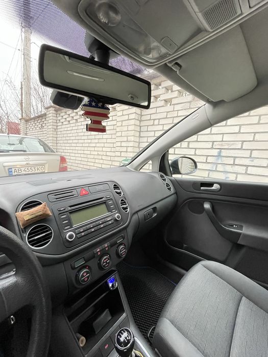 Продам Авто Volkswagen Golf 5 Plus