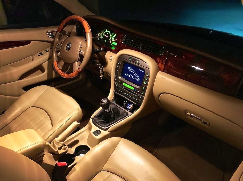 Jaguar Xtype estate Luxury