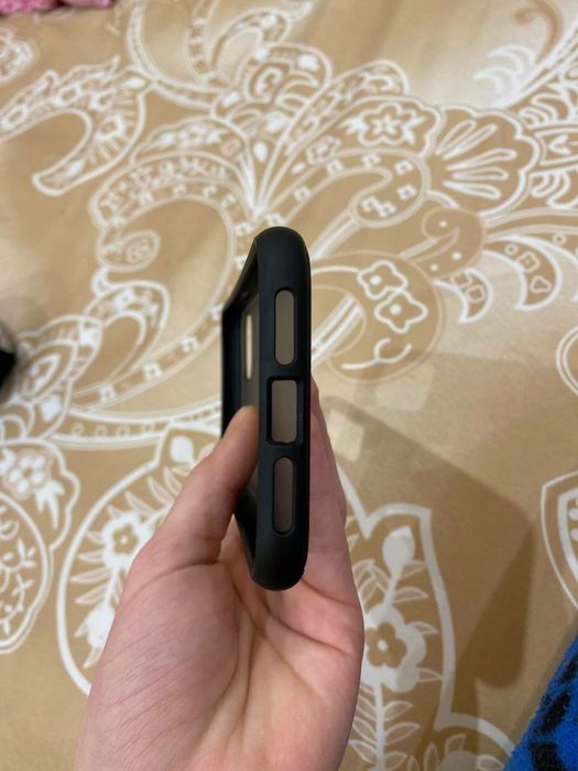 Чехол на iPhone 11