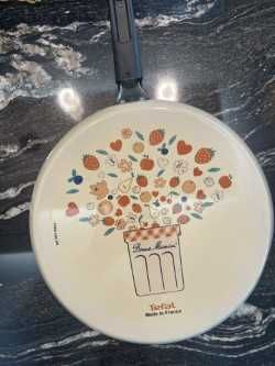 Frigideira Crepe 25 cm, Tefal x Bonne "coleção inédita"