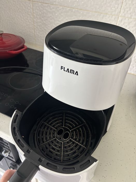 Fritadeira Elétrica (Air Fryer) Flama