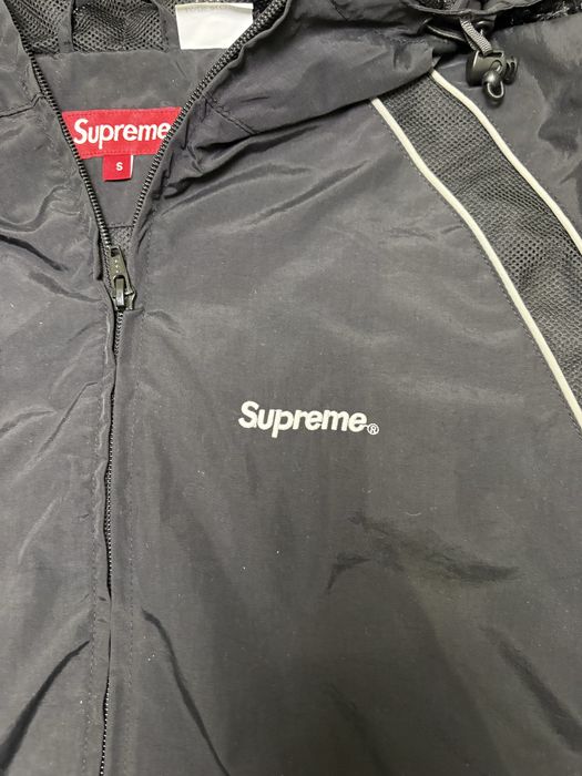 Supreme AOI Glow in the Dark Track Jacket Bougado (São Martinho E