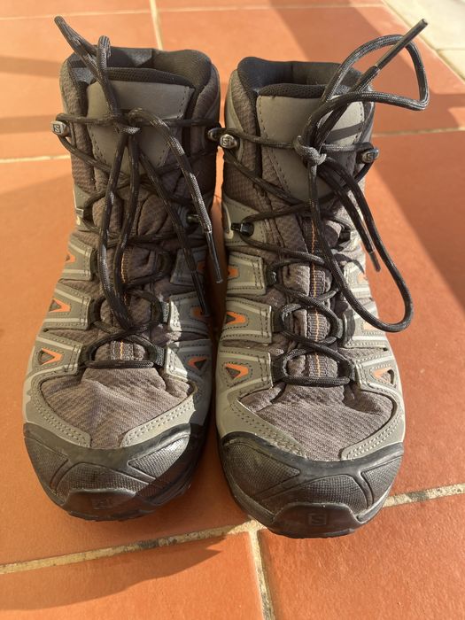 Salomon X Ultra Pioneer Mid GTX W cinza/salmão