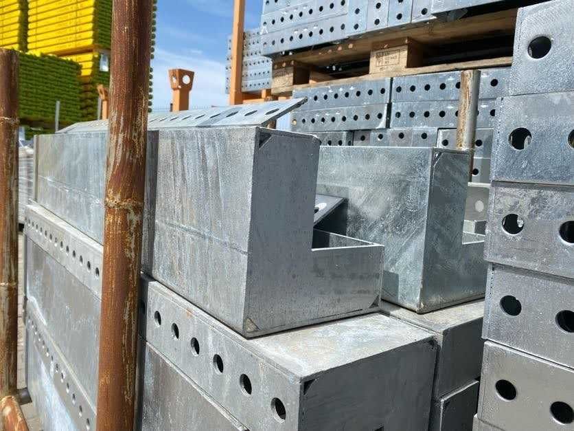 Szalunki ścienne Tekko, fundamenty, płyty, łączniki, ściągi, olej