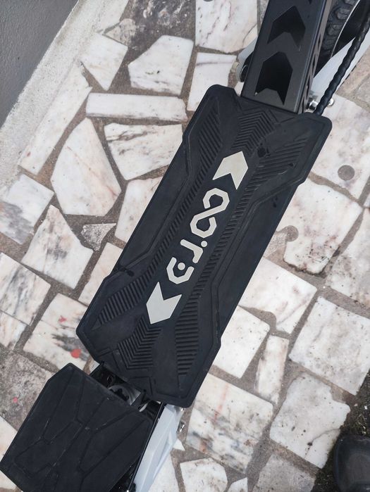 OOTD T10 trotinete elétrica