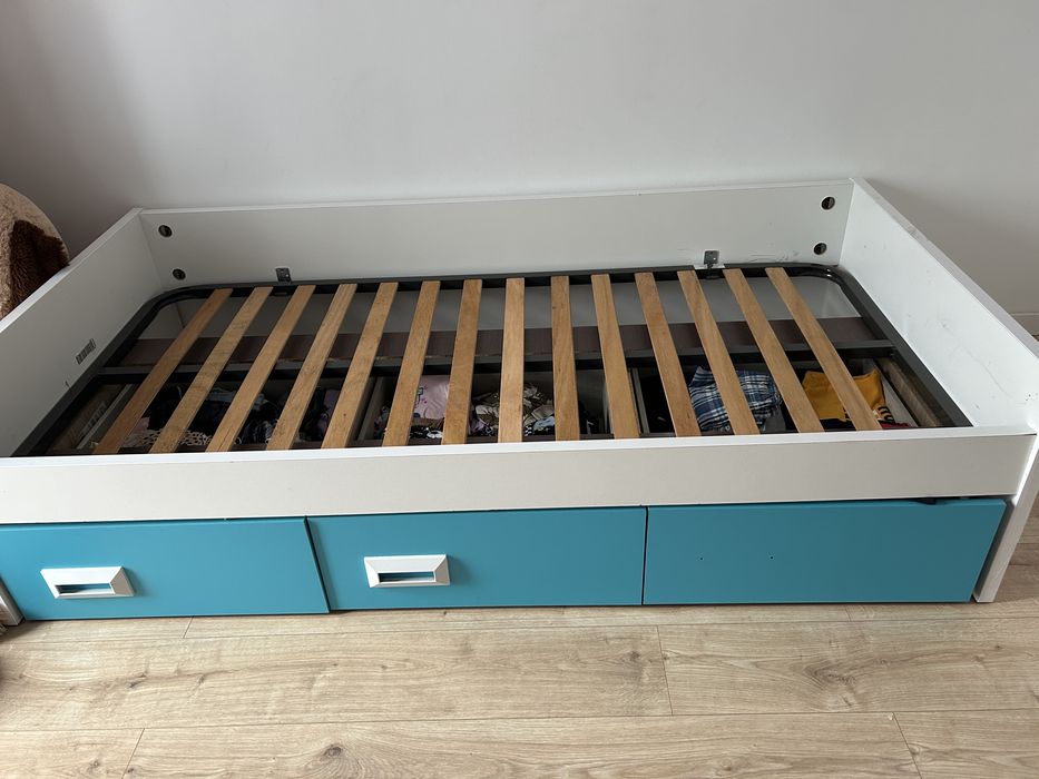 Vendo cama com arrumacao