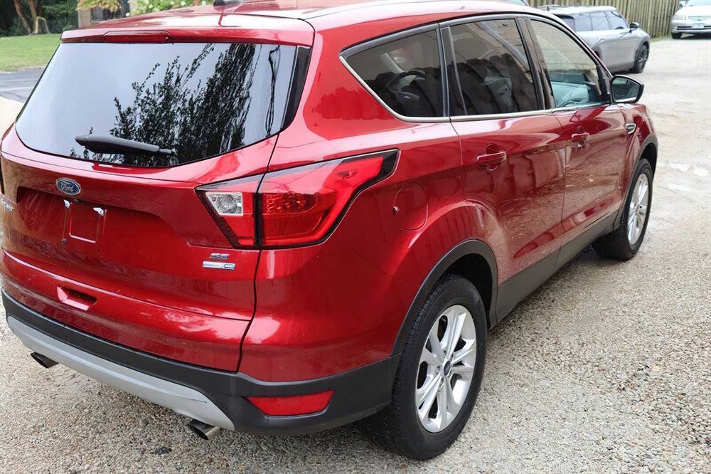 Ford Escape SEL      2019