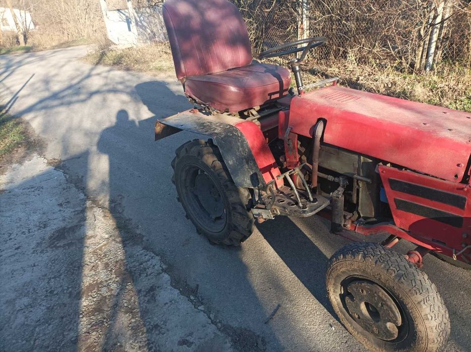 Минитрактор ХТЗ т-08