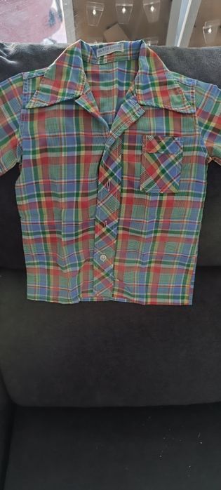 Camisa xadrez de rapaz