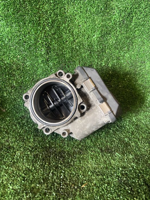 Дросель заслонка дросельна бмв н63 с63 bmw s63 n63 f10 f15 e70 f01 f06
