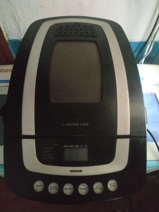 Хлебопеч GERA LUX BM-256B