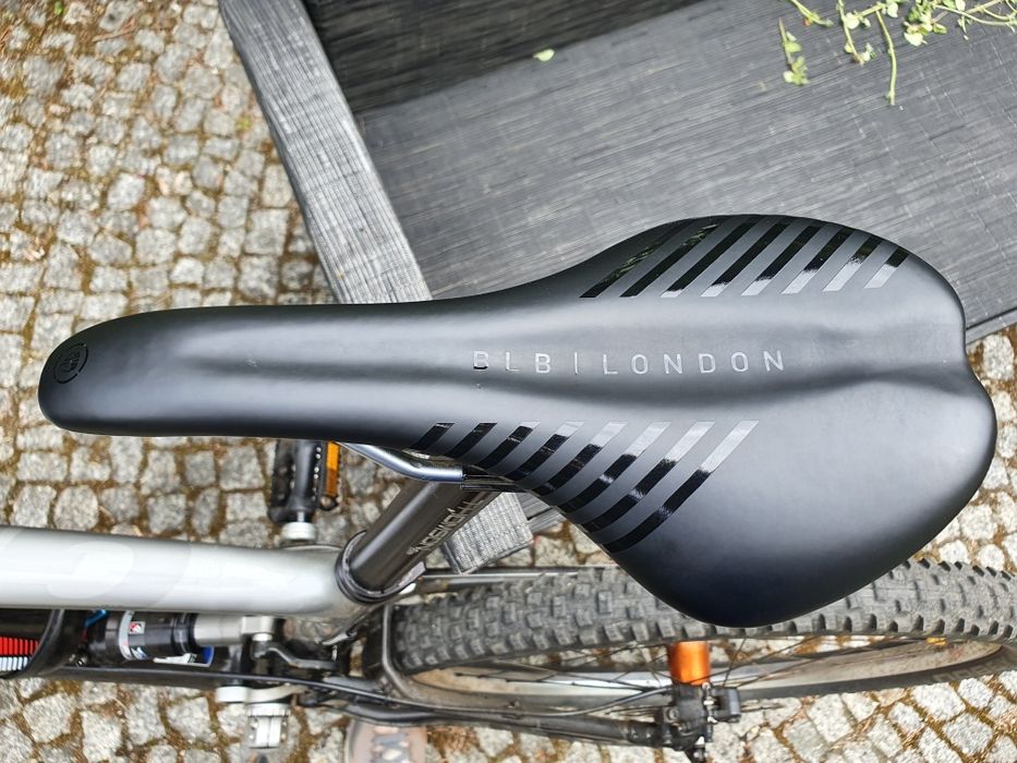 GIANT Full Carbon Sid World Cup X0 Anthem Advanced 1 Race Face Rower