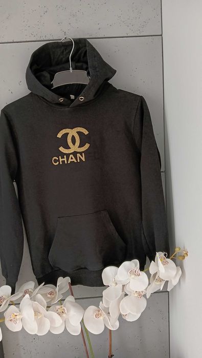 Bluza damska z kapturem r.M