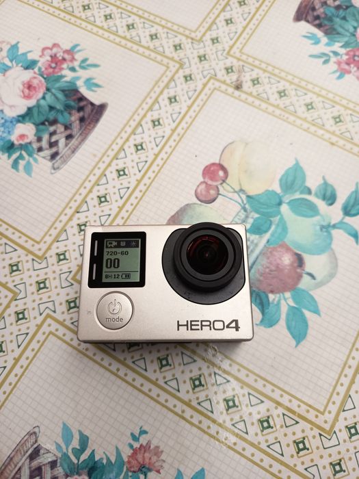 Gopro hero 4 silver 80 euros