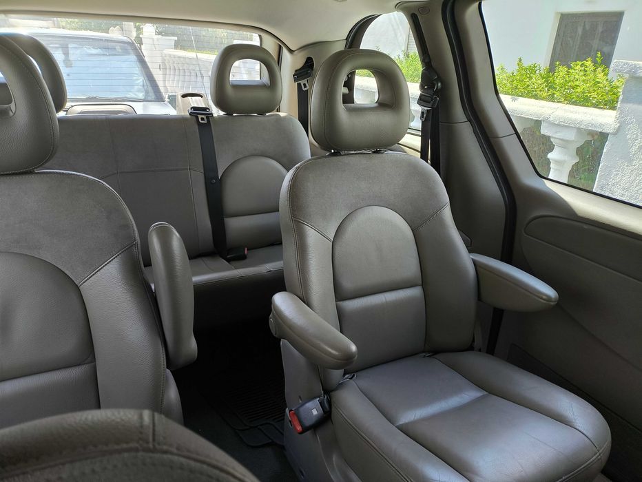 Chrysler Voyager — fotografia 6