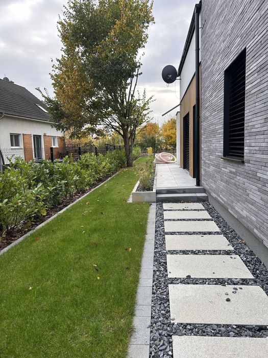 Brukarstwo Budowa ogrodów Trawniki Systemy nawadniające Prace ziemne