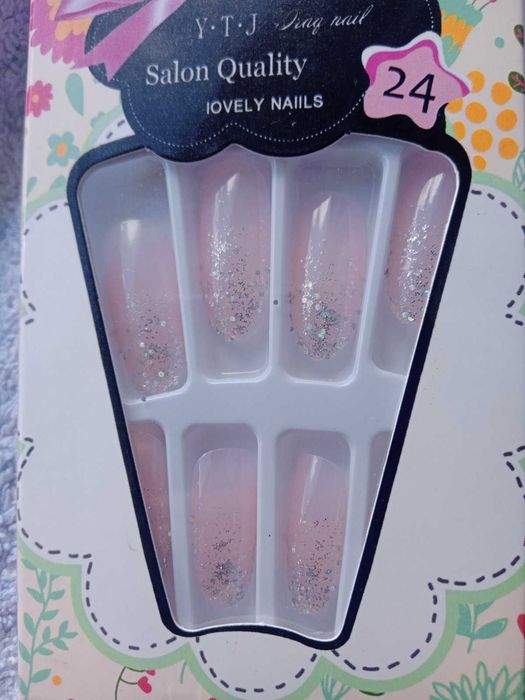 Накладные ногти  12грн