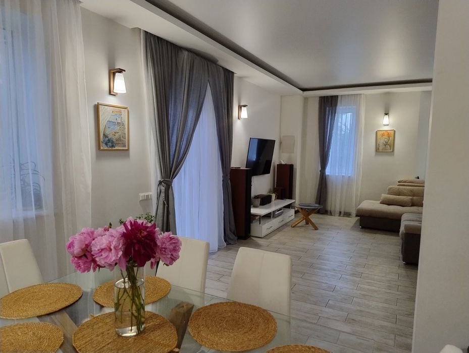 Продам дом в селе Хотяновка, с/т Кривое Озеро, 163 м.кв.