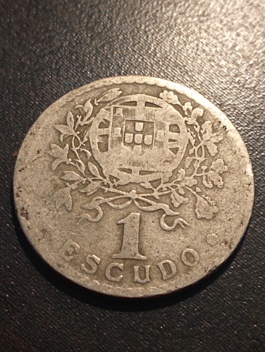 1 escudo - Republica Portuguesa	Portugal	1931	-Impecavel*