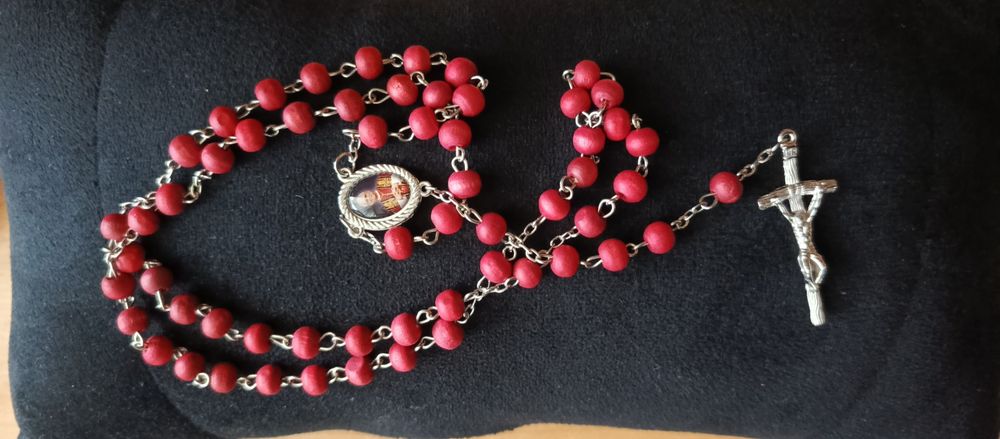 Piękny różaniec Leon XIV papież drewno różane zapachowy Boho vintage r