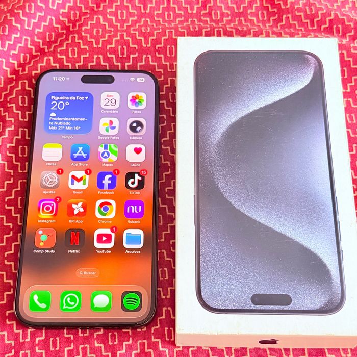 iPhone 15 Pro Max 256GB — Excelente Estado