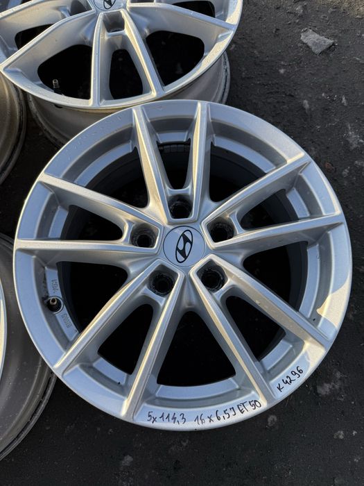 Felgi aluminiowe 5x114,3 16x6,5j et50 Hyundai Kia Mazda itp