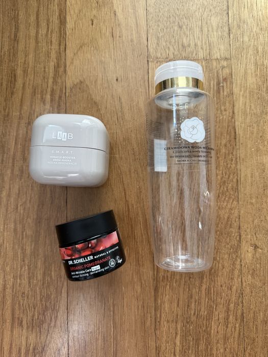 Zestaw pustych opakowań po kosmetykach