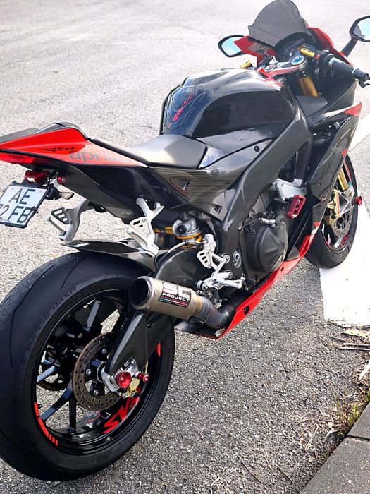 Aprilia RSV4 2012