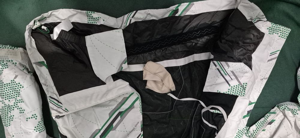 Sprzedam kurtkę narciarska/ snowboardowe