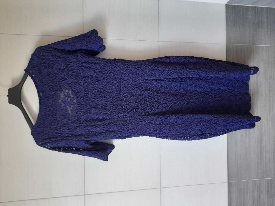 Granatowa koronkowa elegancka sukienka Orsay M