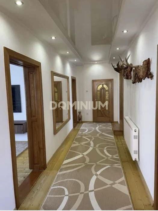 Продається   будинок в м.Хуст