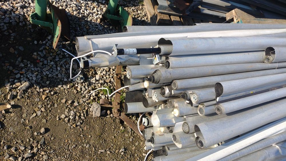 Rolety zewnętrzne i wewnętrzne.