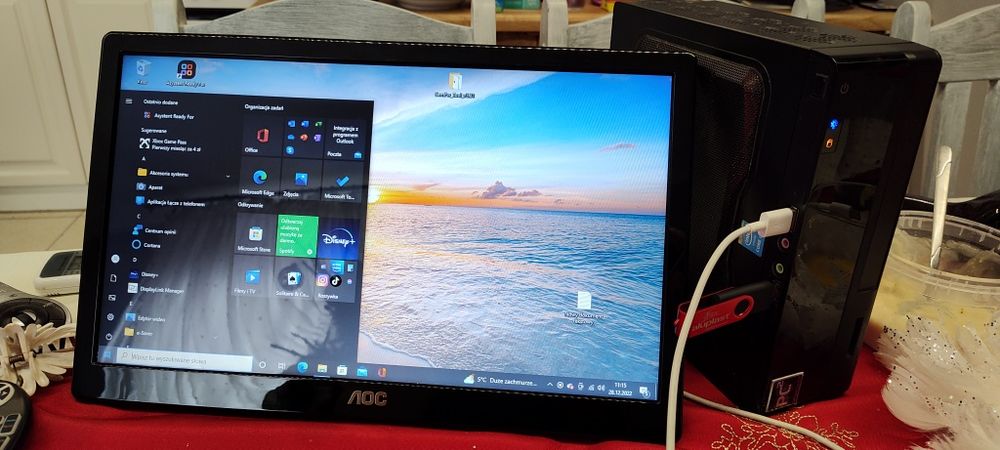 Mobilny mini komputer i5 pc2 acer