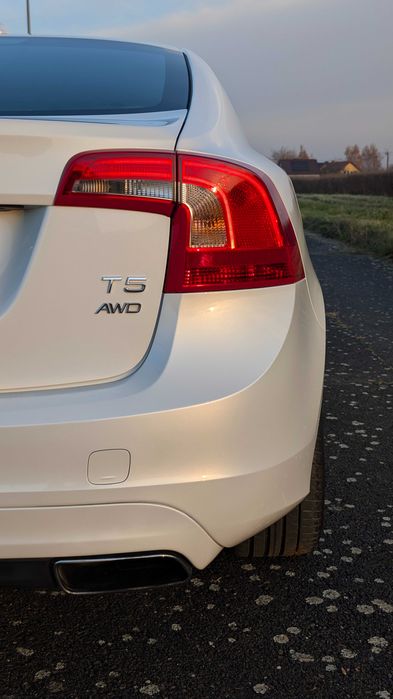 Volvo S60 T5 AWD